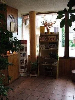Beaujour & Bonsoir - Restaurant Отель